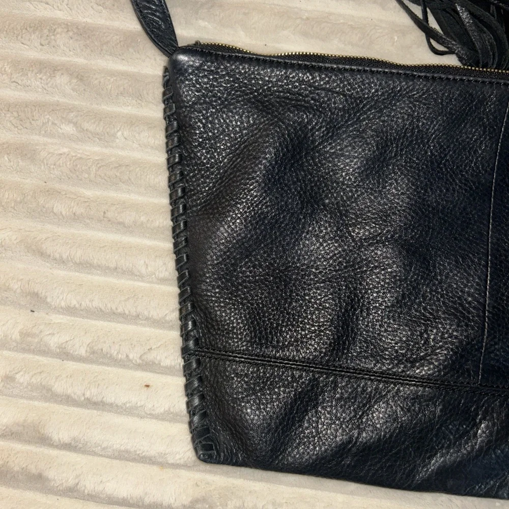 Hobo International Black Leather Crossbody Bag   /‎ Shoulder| Tassel Detail Gold